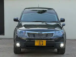 Subaru Forester 2010 Black