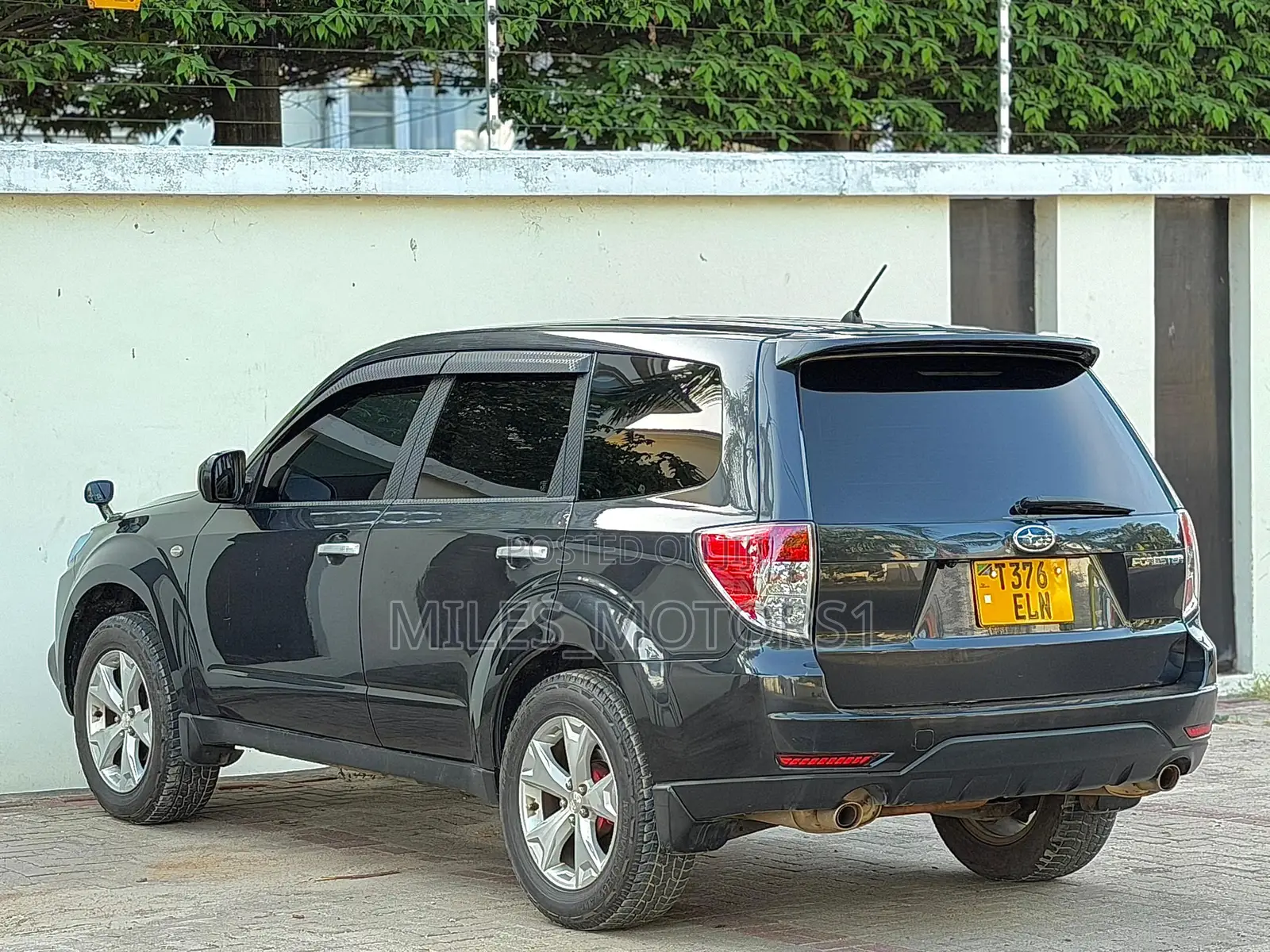 Subaru Forester 2010 Black