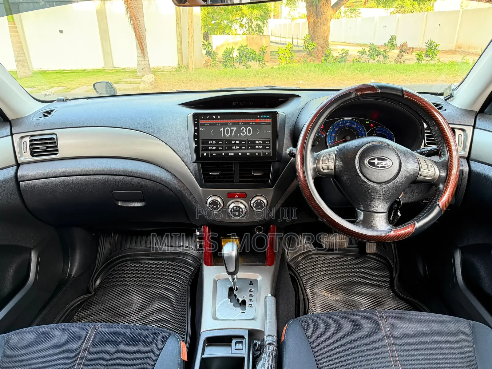 Subaru Forester 2010 Black