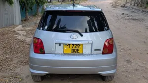 Toyota IST 2005 Silver