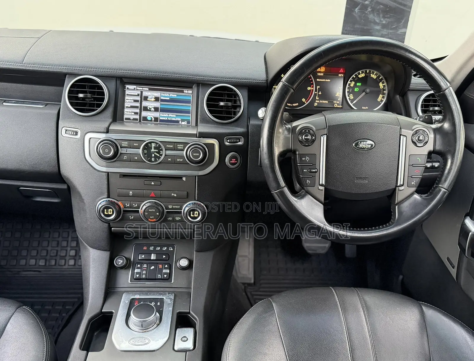 Land Rover Discovery 2014 White