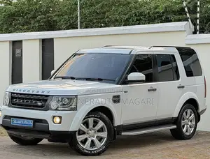 Land Rover Discovery 2014 White