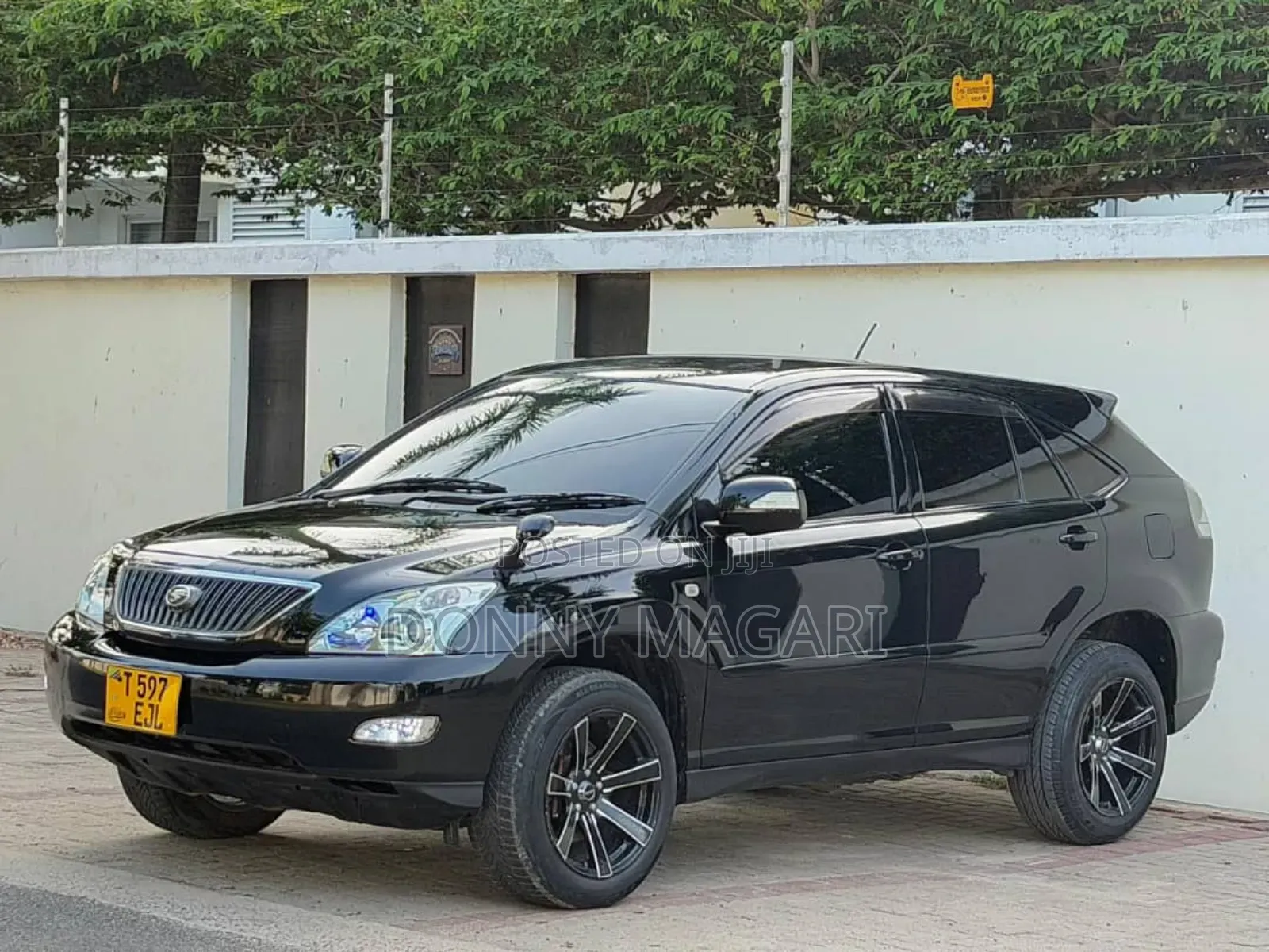 Toyota Harrier 2.4 2006 Black
