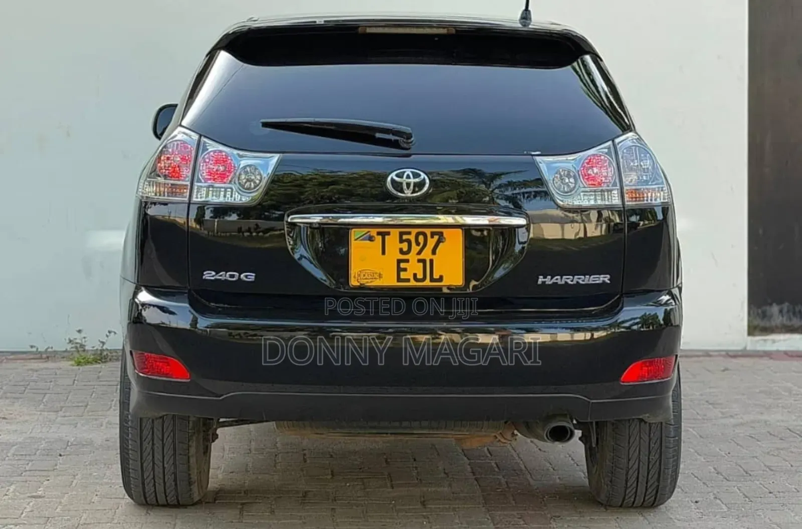 Toyota Harrier 2.4 2006 Black