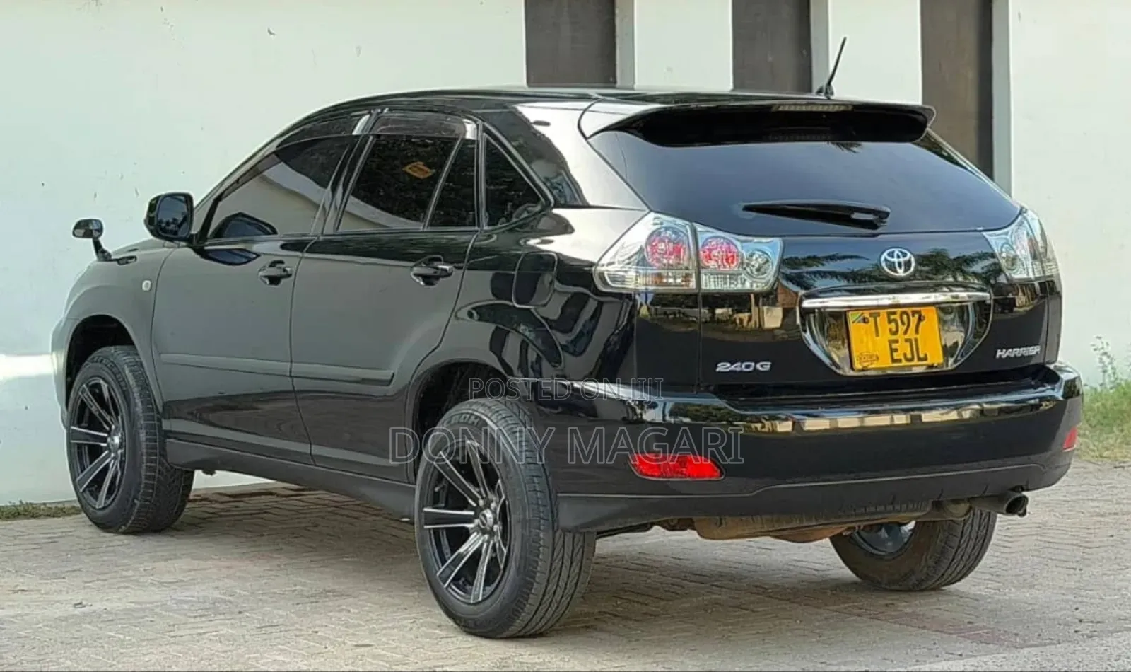 Toyota Harrier 2.4 2006 Black