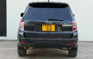 Subaru Forester 2.0D X 2009 Black