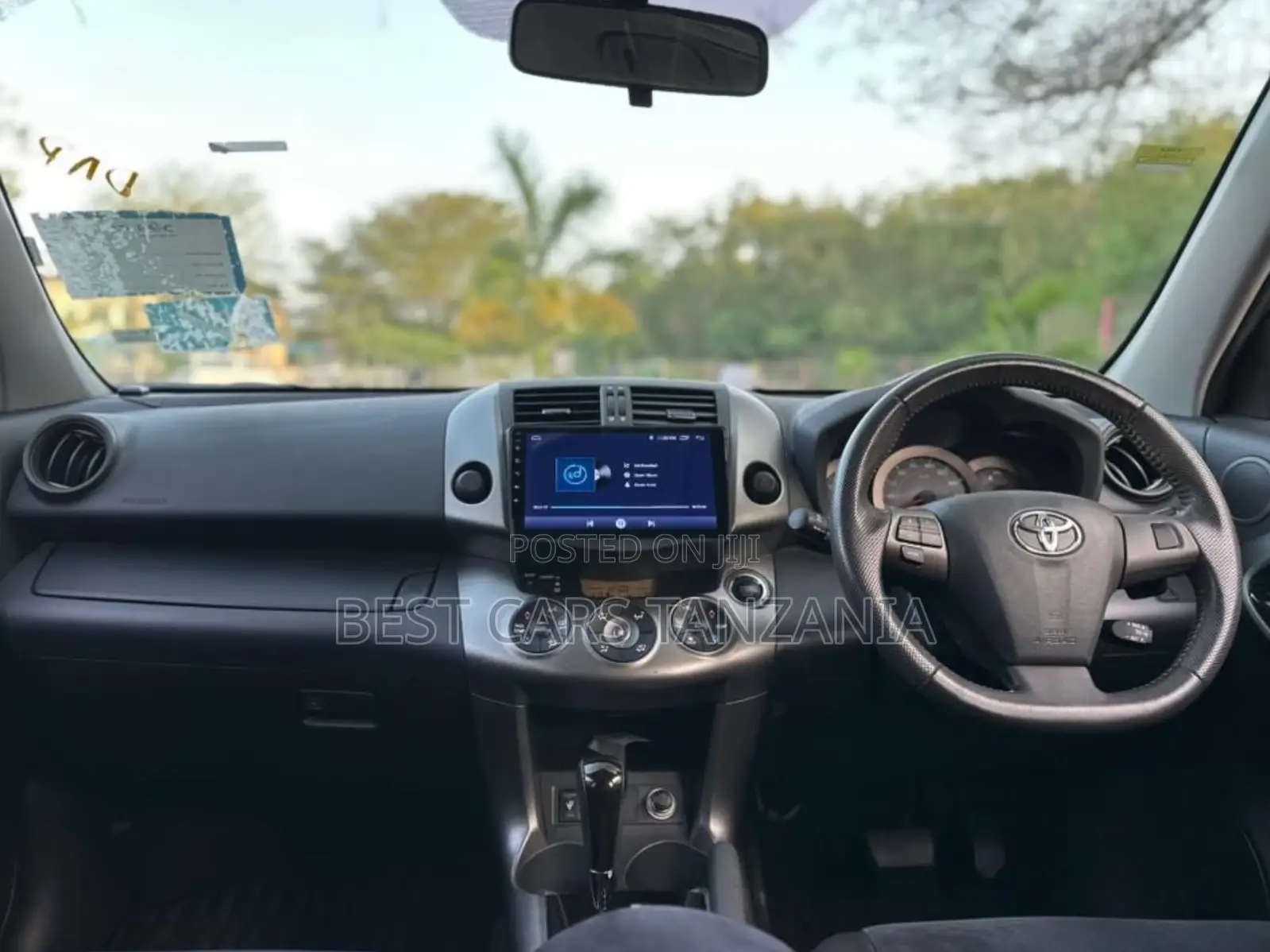 Toyota Vanguard 2012 Black