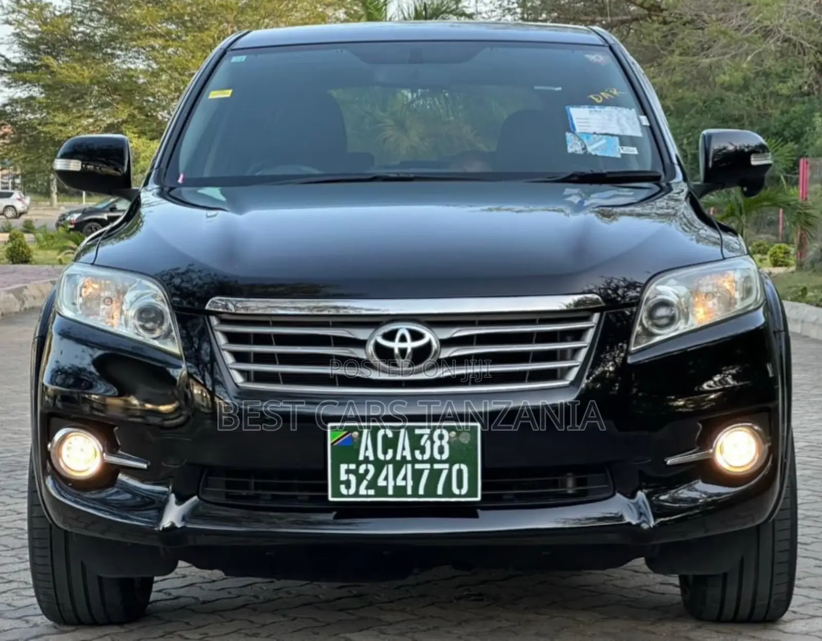 Toyota Vanguard 2012 Black