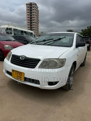 Toyota Corolla 2001 White