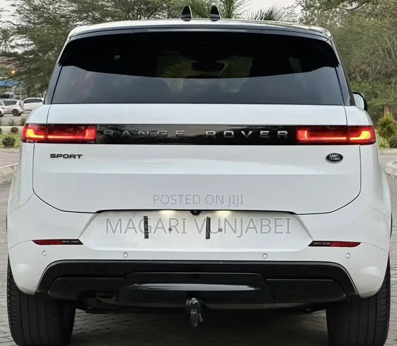 Land Rover Range Rover Sport 2023 White