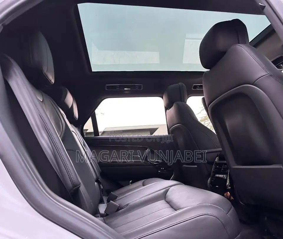 Land Rover Range Rover Sport 2023 White