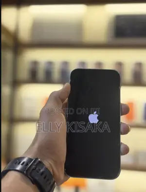 New Apple iPhone 16 128 GB Blue