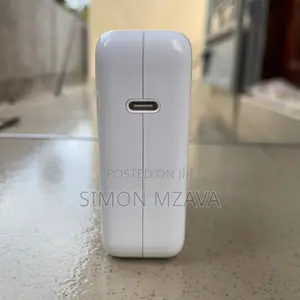 Apple Original 61w Usb-C Charger Used – Safe and Consistent Charging