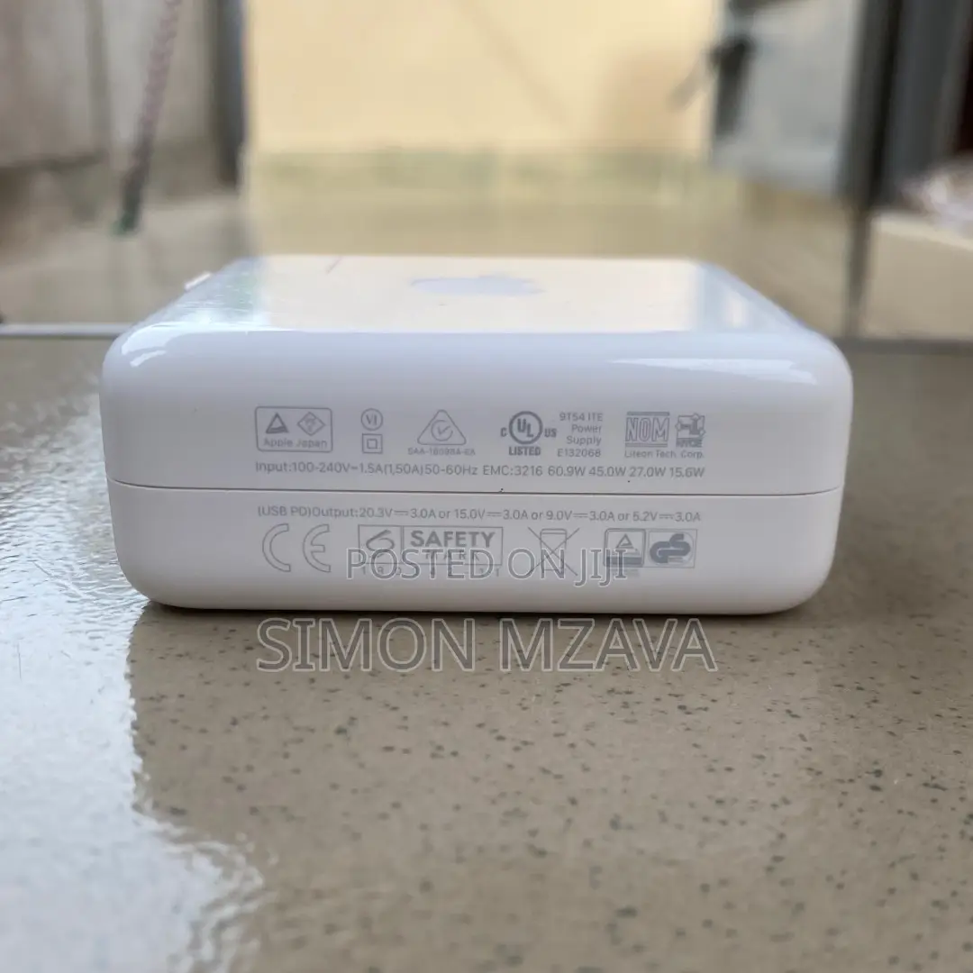 Apple Original 61w Usb-C Charger Used – Safe and Consistent Charging