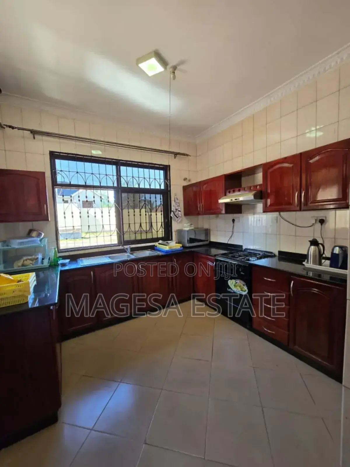 4bdrm House in Goba for sale