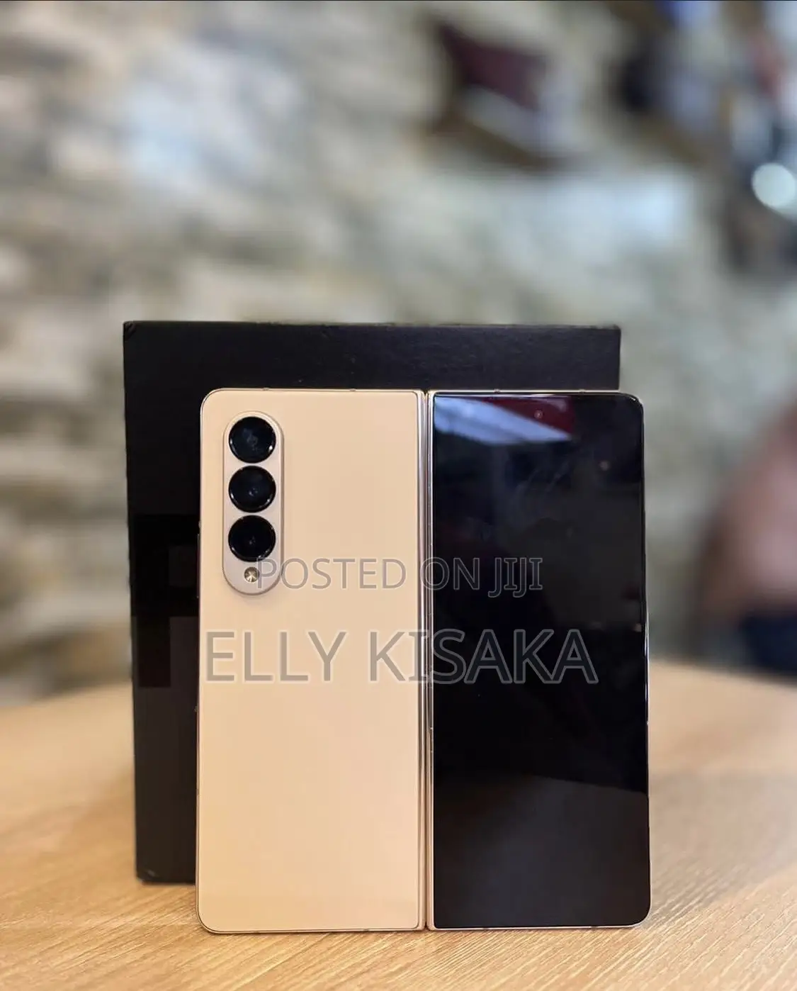 New Samsung Galaxy Z Fold4 256 GB Rose Gold