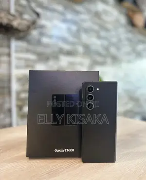 New Samsung Galaxy Z Fold 5 256 GB Black
