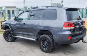 Toyota Land Cruiser 2020 Gray