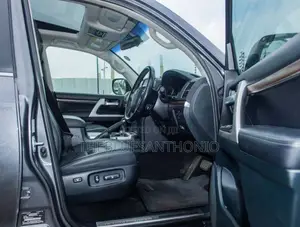 Toyota Land Cruiser 2020 Gray