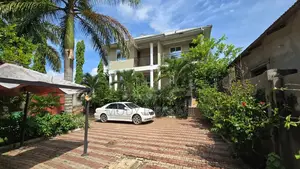4bdrm House in Goba for sale