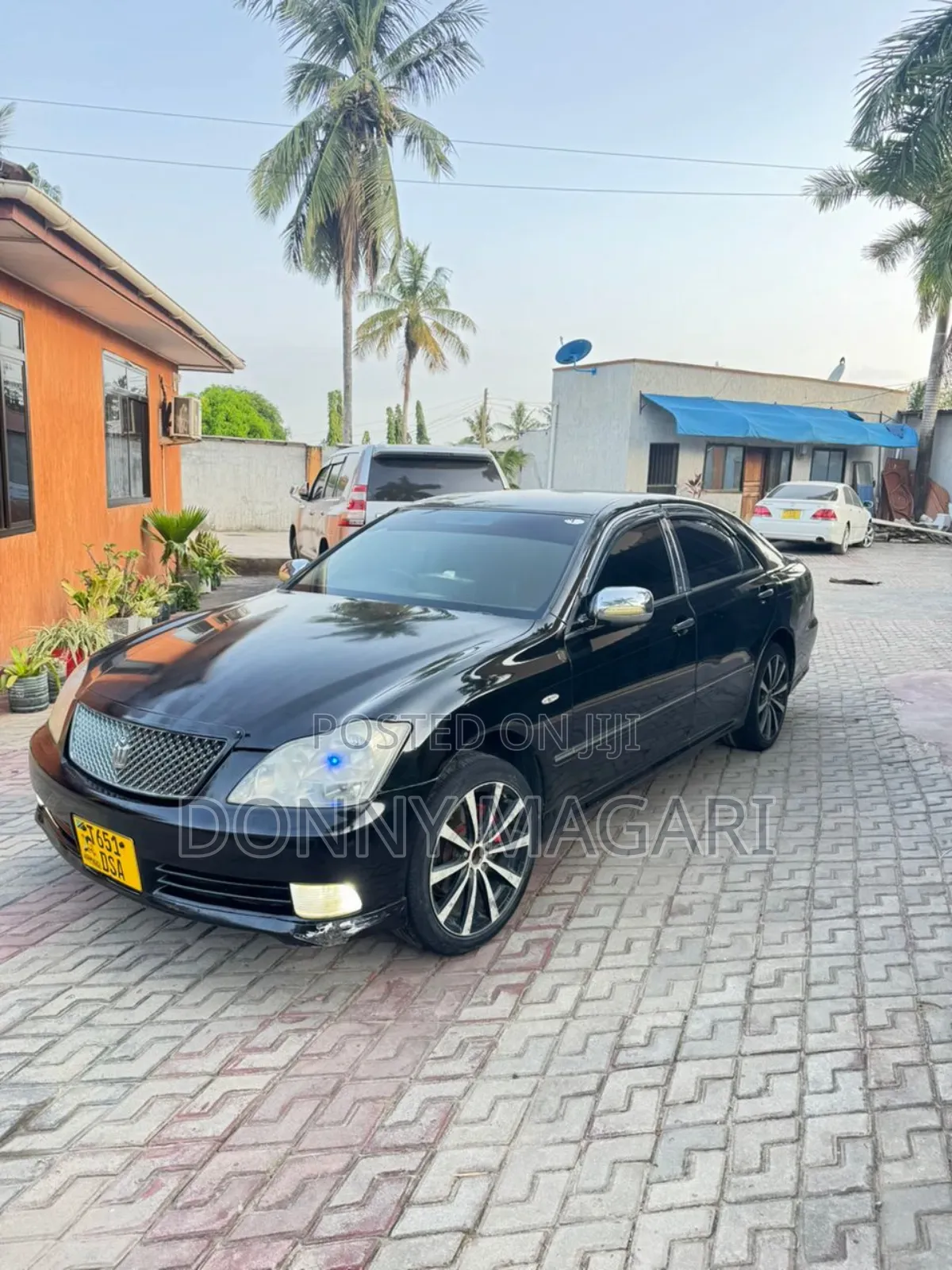 Toyota Crown 2004 Black
