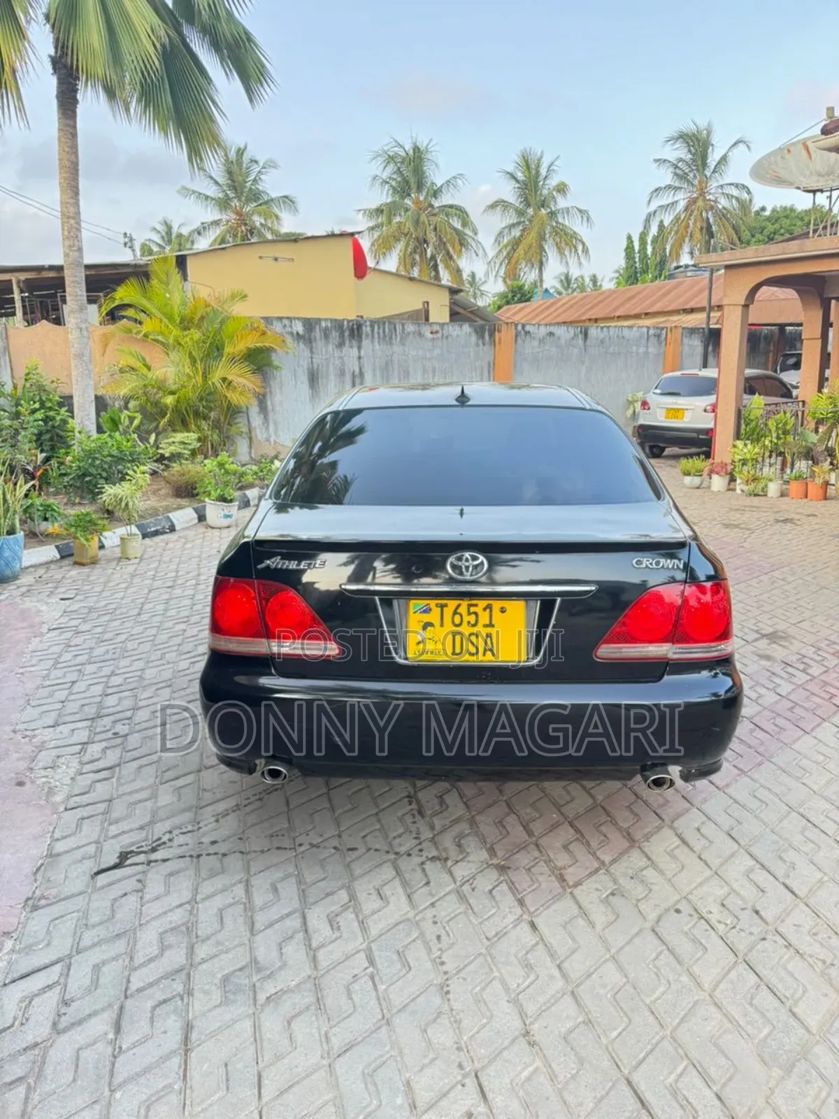 Toyota Crown 2004 Black