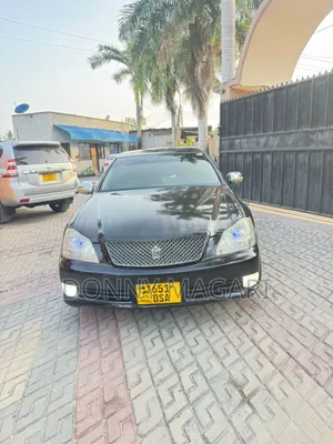 Toyota Crown 2004 Black