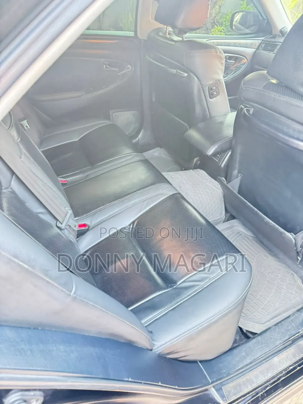 Toyota Crown 2004 Black