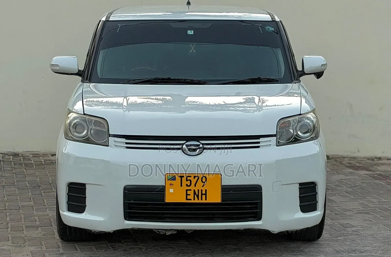 Toyota Corolla Rumion Hatchback 1.5 FWD 2009 White