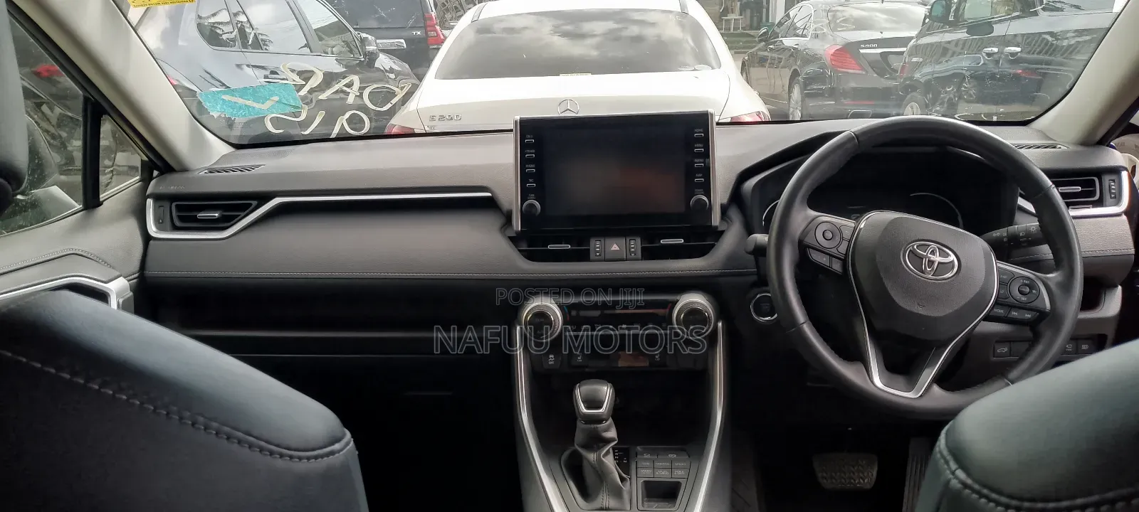 Toyota RAV4 2020 Blue