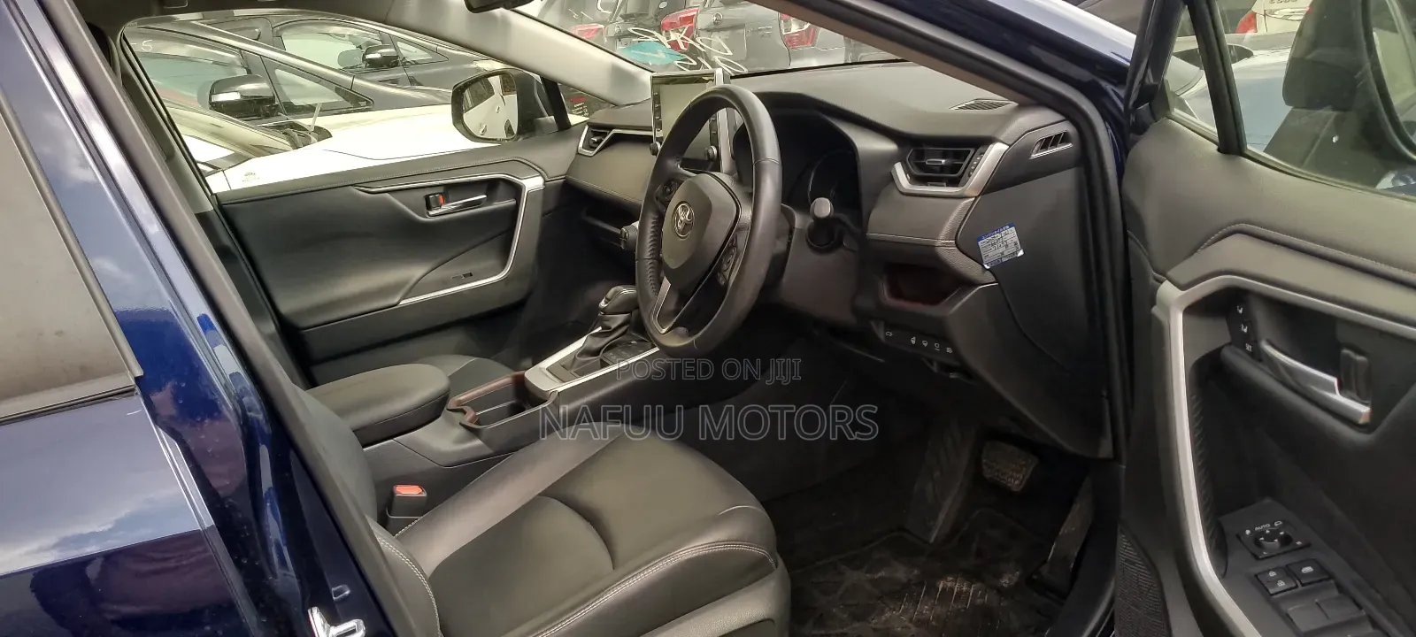 Toyota RAV4 2020 Blue