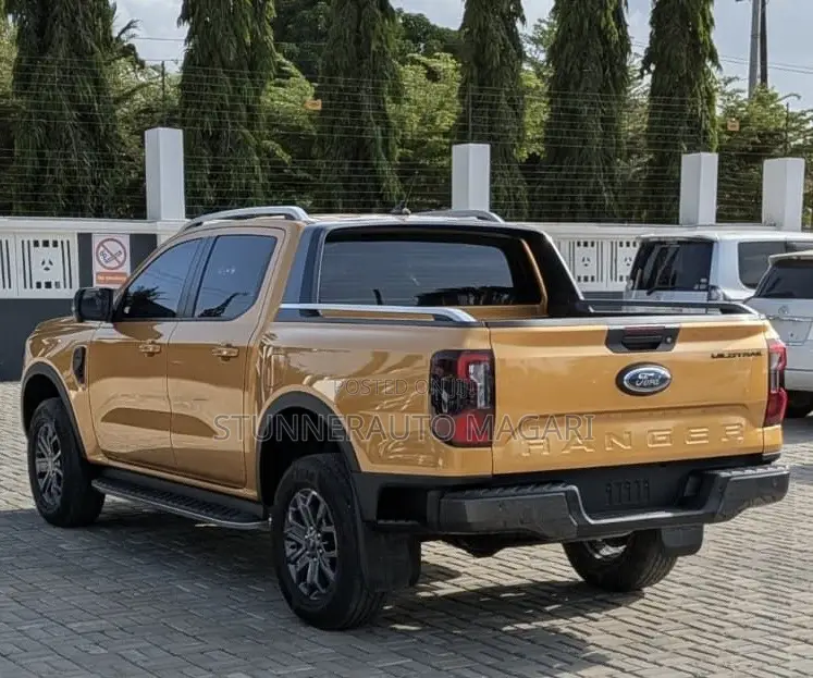Ford Ranger Wildtrak 2023 Orange