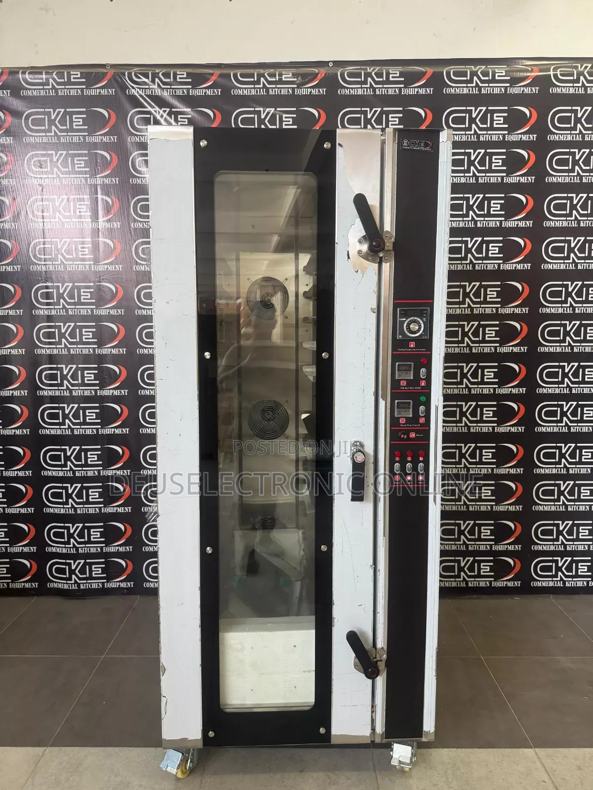 *Convection Ovens Trei 16*