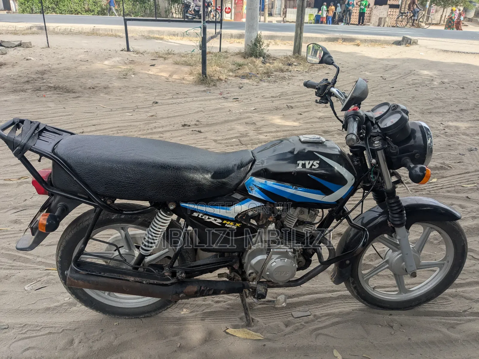 TVS HLX 125 2025 Black