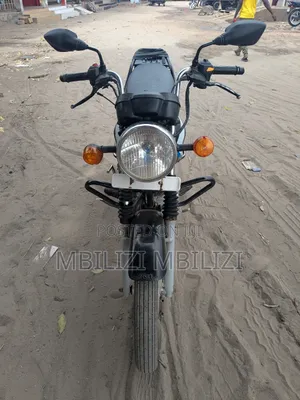 TVS HLX 125 2025 Black