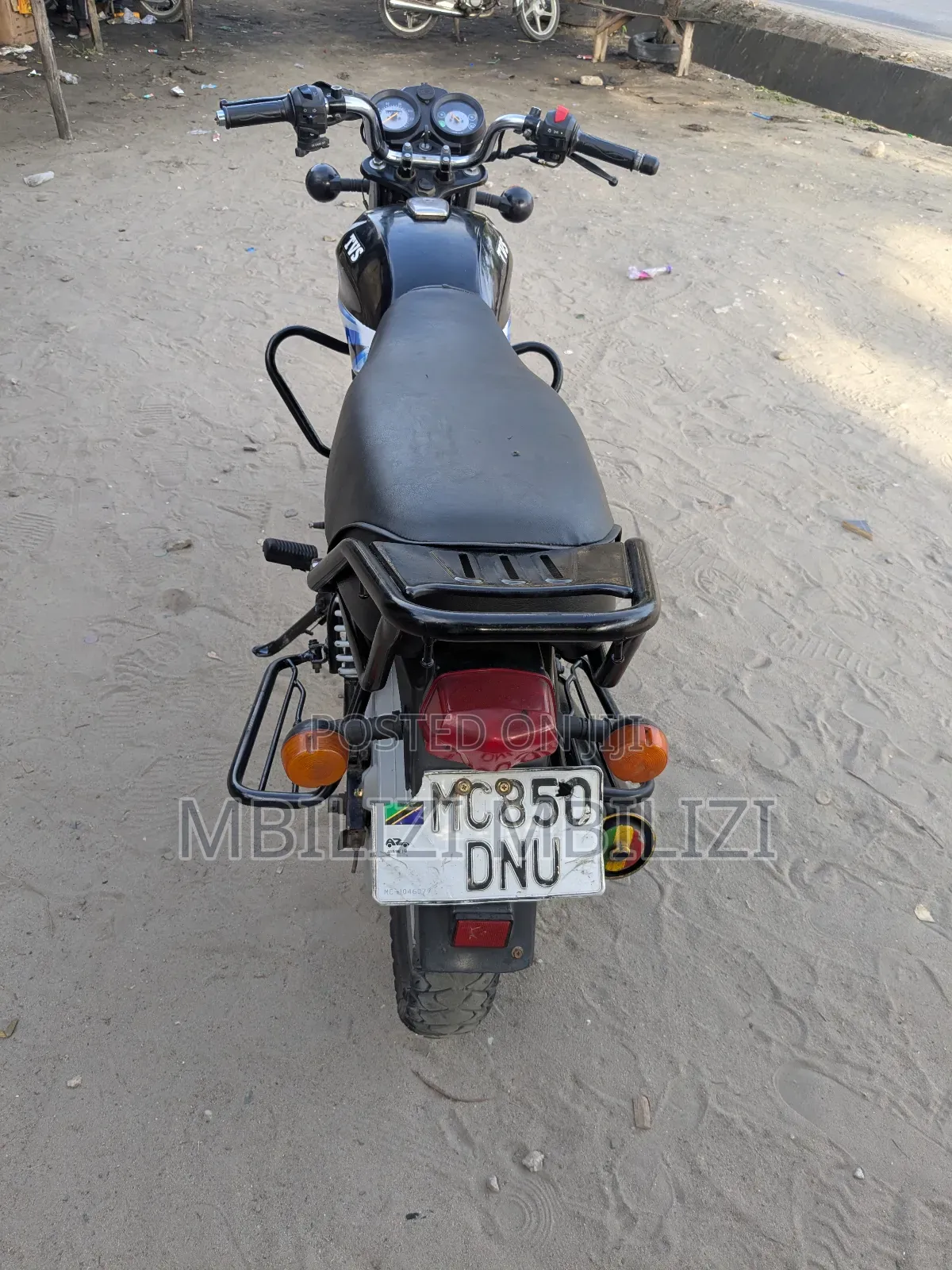 TVS HLX 125 2024 Black