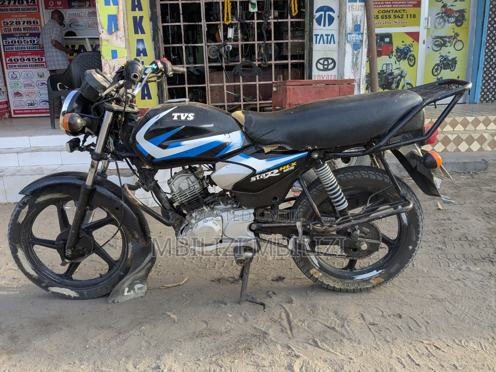TVS HLX 125 2024 Black
