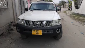 Nissan Patrol 3.0 TD GL 2007 White