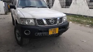 Nissan Patrol 3.0 TD GL 2007 White