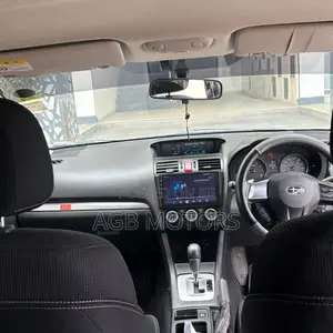 Subaru Impreza 2.0i 5-dr 2013 White