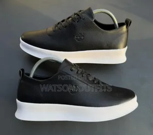 Men's Leather Shoes Smartly and Mostly Very Dressed