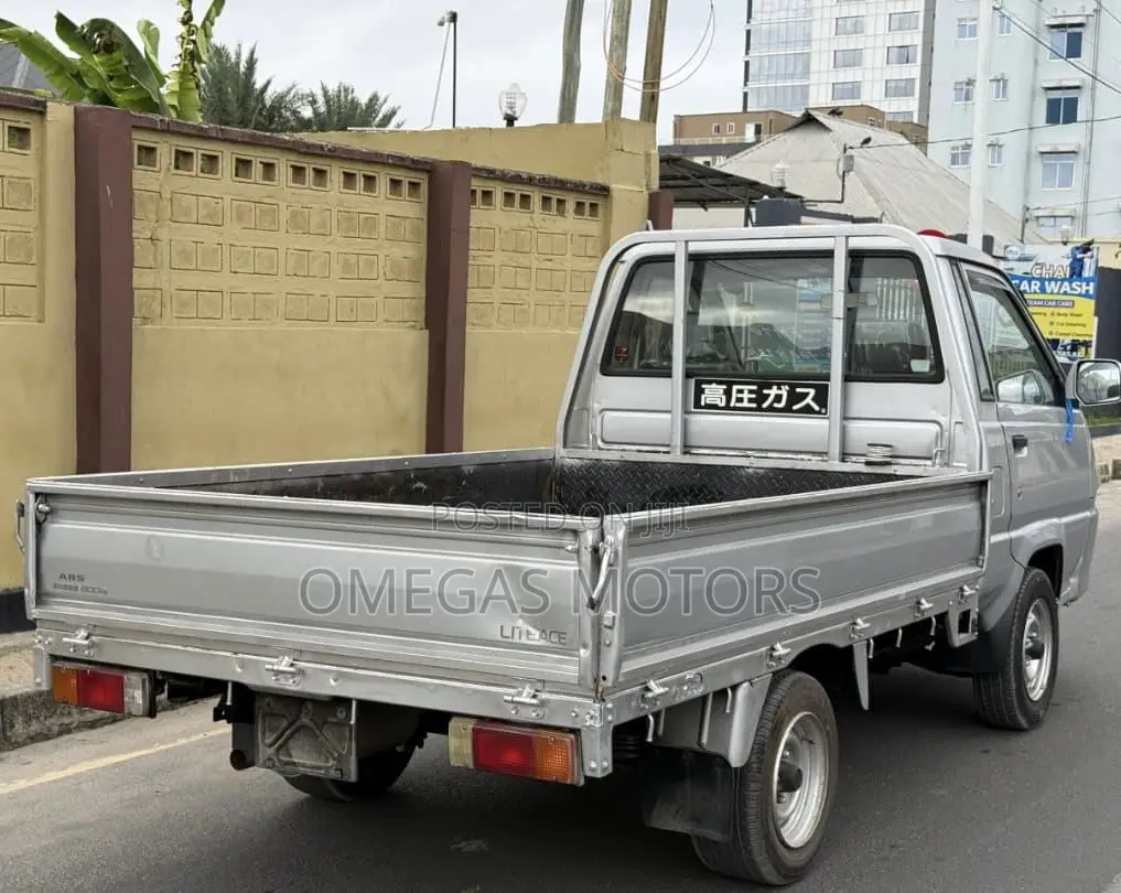 Toyota Townace 2007 Silver