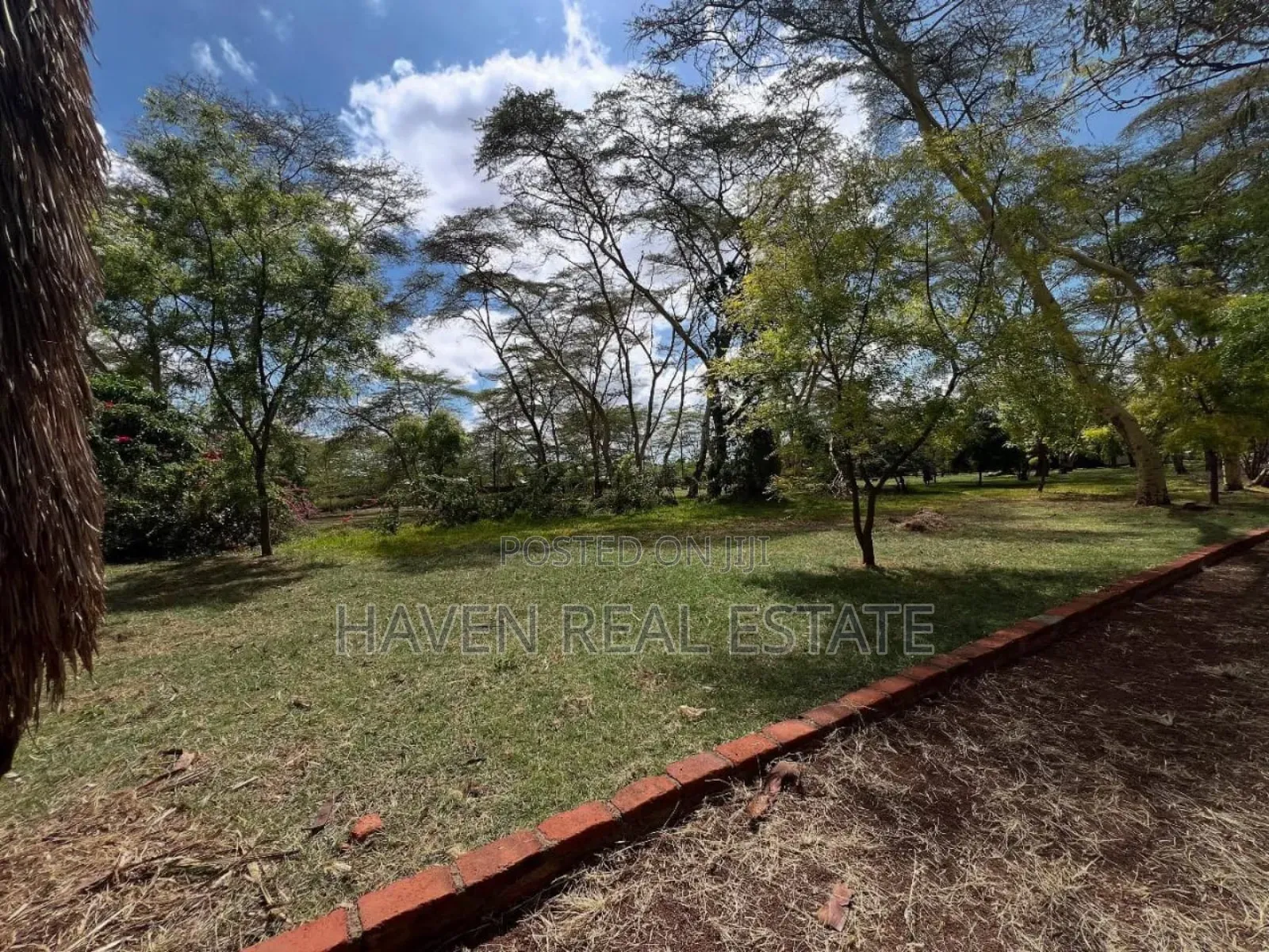 *9.8 Acres Lodge Campsite for Sale in Mto Wa Mbu, Arusha*