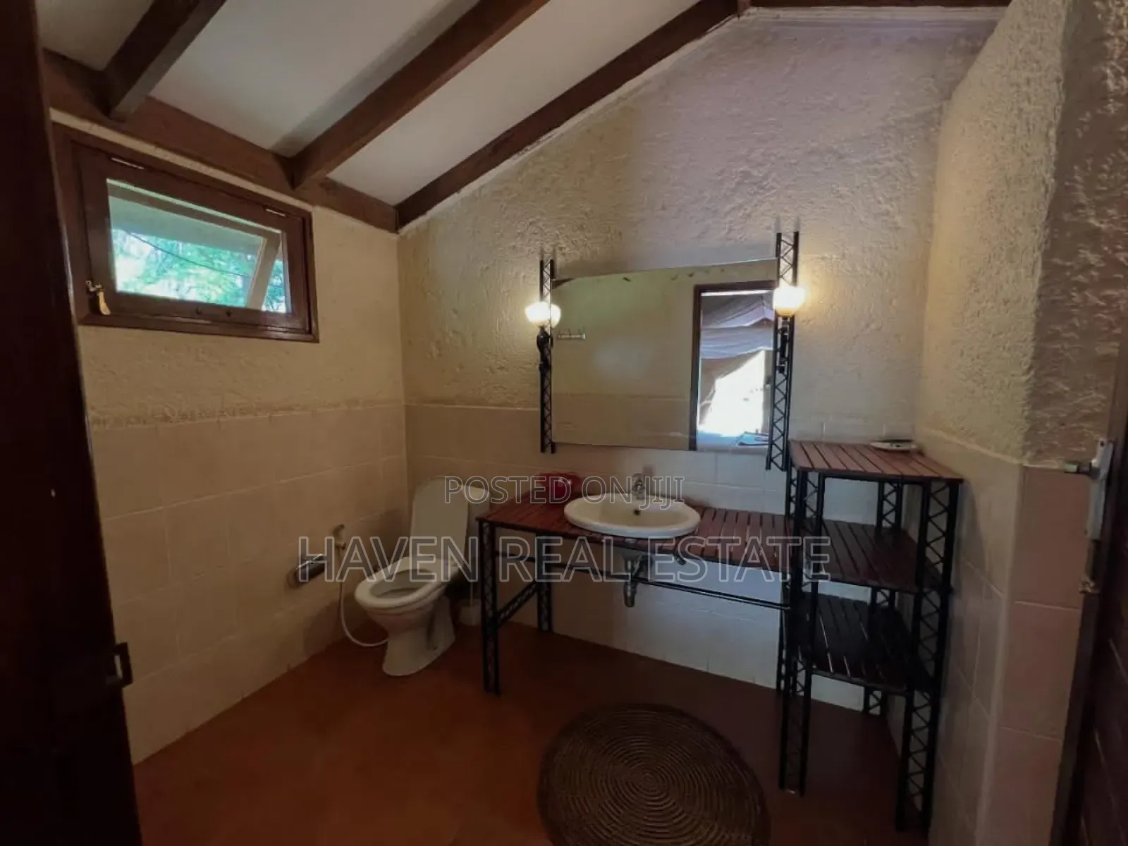 *9.8 Acres Lodge Campsite for Sale in Mto Wa Mbu, Arusha*