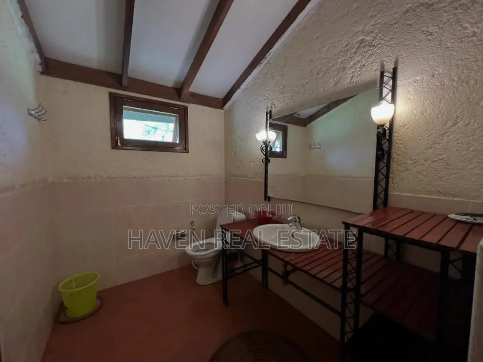 *9.8 Acres Lodge Campsite for Sale in Mto Wa Mbu, Arusha*