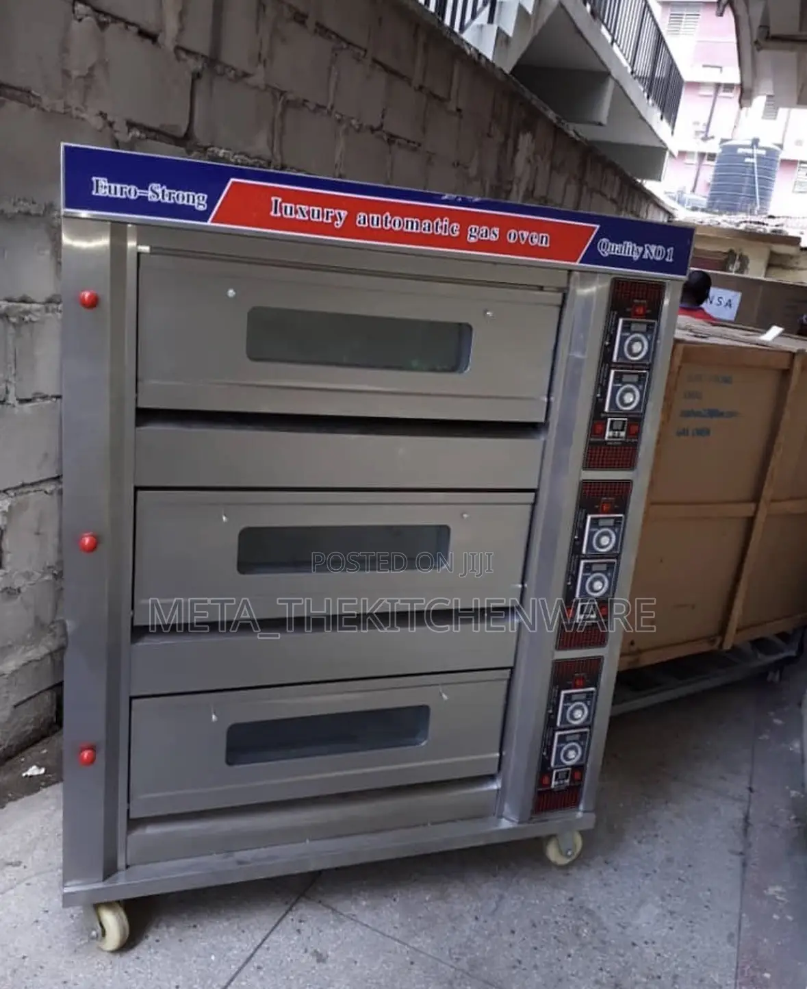 Commercial Gas Oven 3 Decks 6 Trays