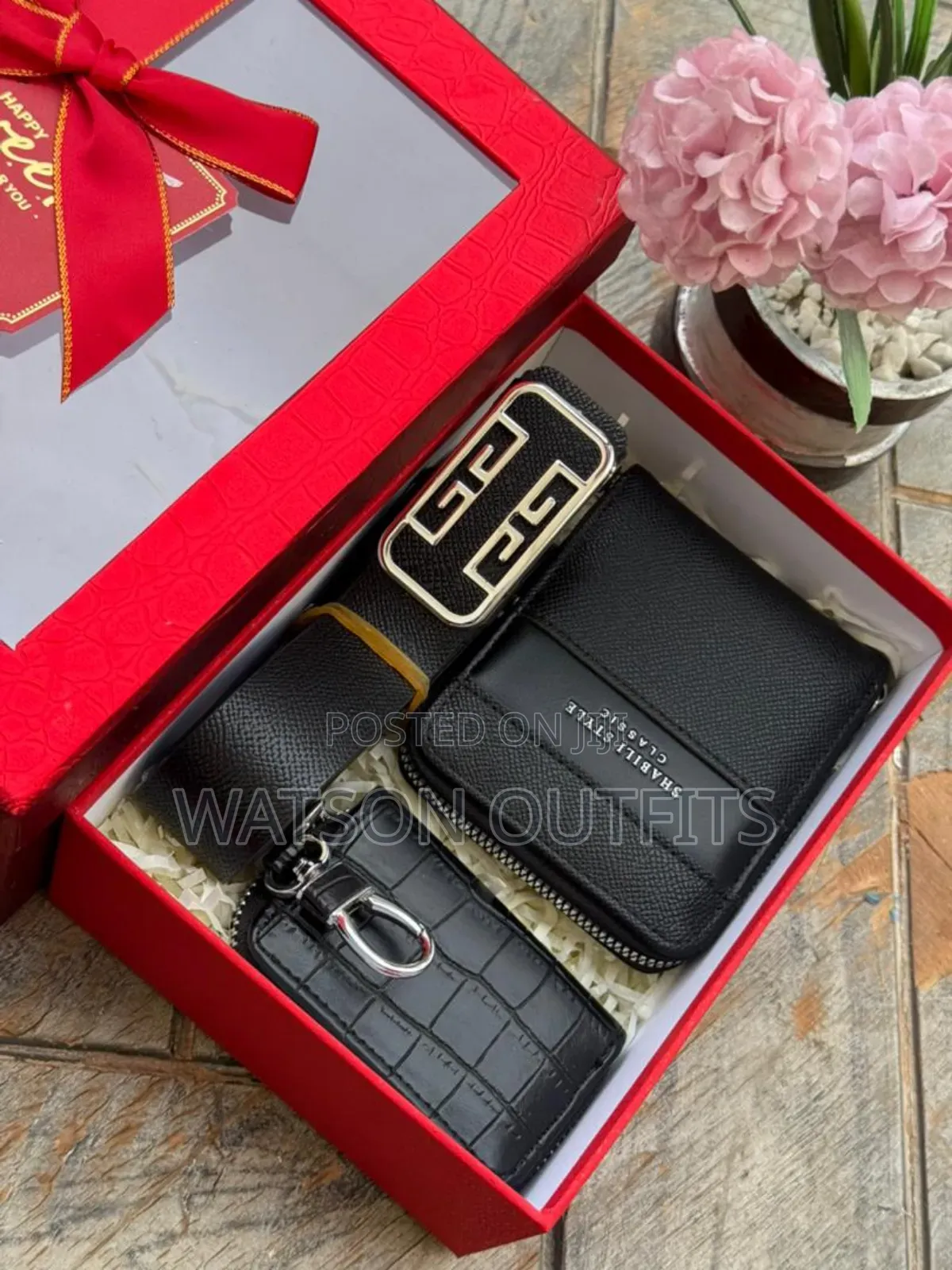 Men's Leather Sets of Belt Wallet and Keyholders Extensively Very Nice