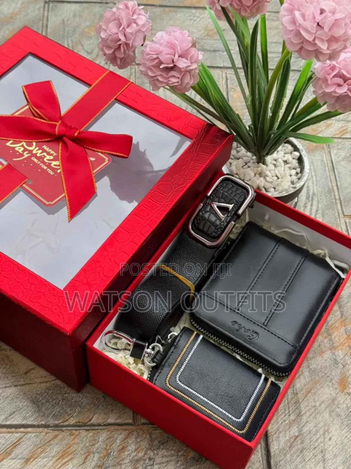 Men's Leather Sets of Belt Wallet and Keyholders Extensively Very Nice
