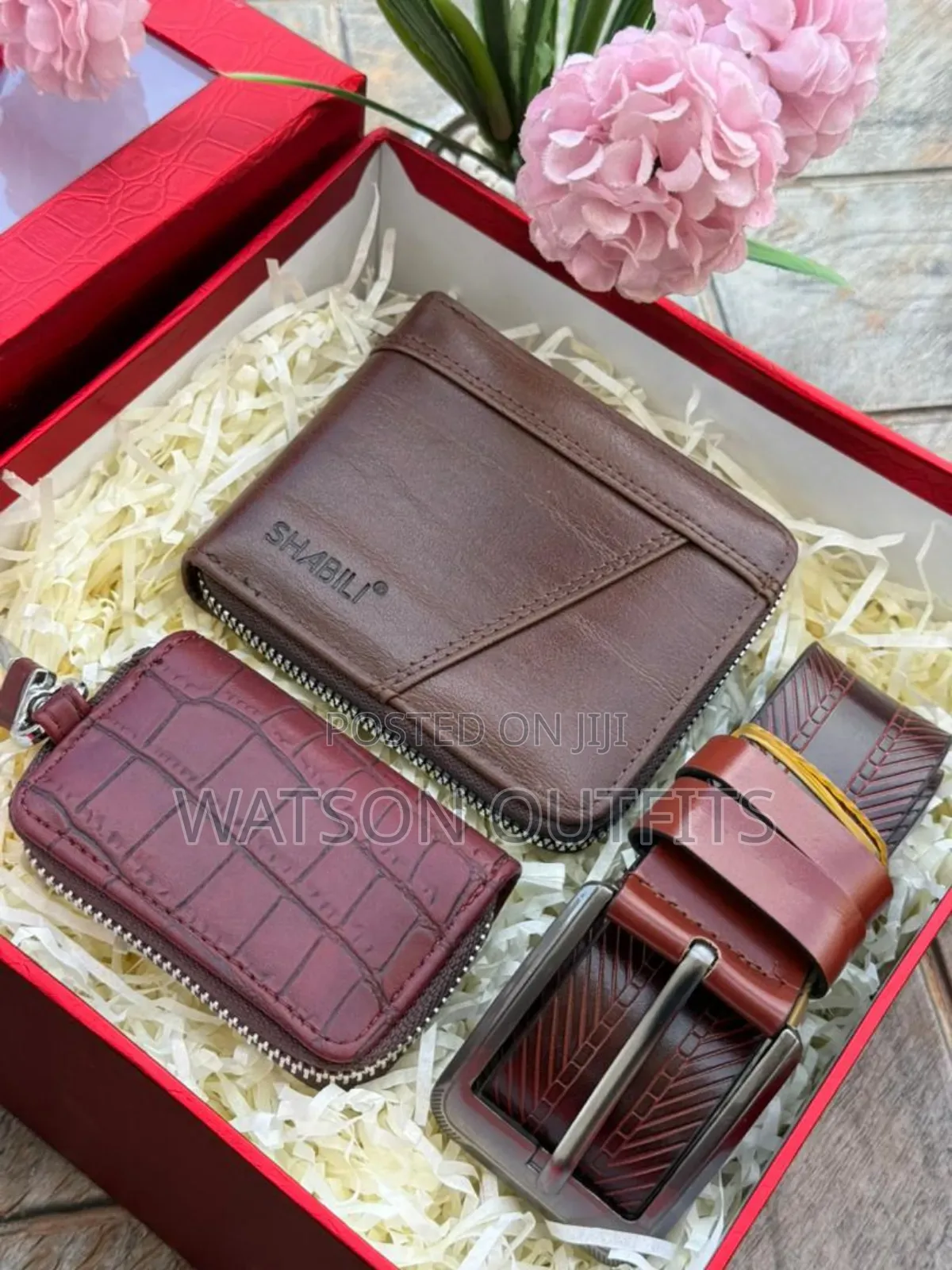 Men's Leather Sets of Belt Wallet and Keyholders Extensively Very Nice