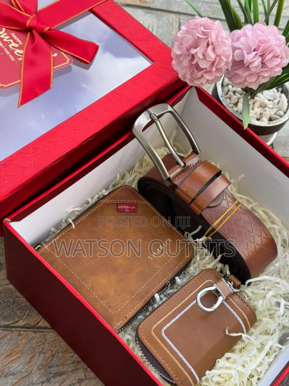 Men's Leather Sets of Belt Wallet and Keyholders Extensively Very Nice